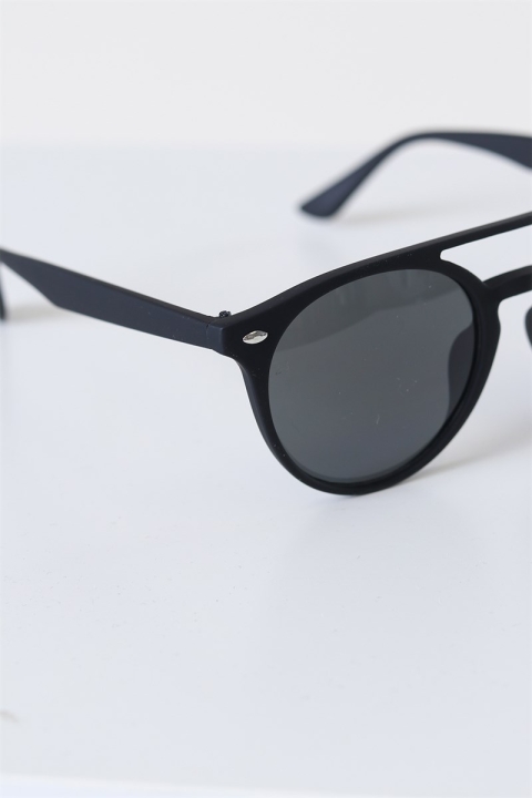 Fashion 1388 Mat Black Solbrille Grey Linse