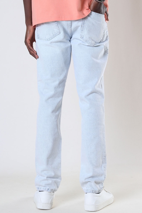 Woodbird Doc Holiday Jeans Washed Blue
