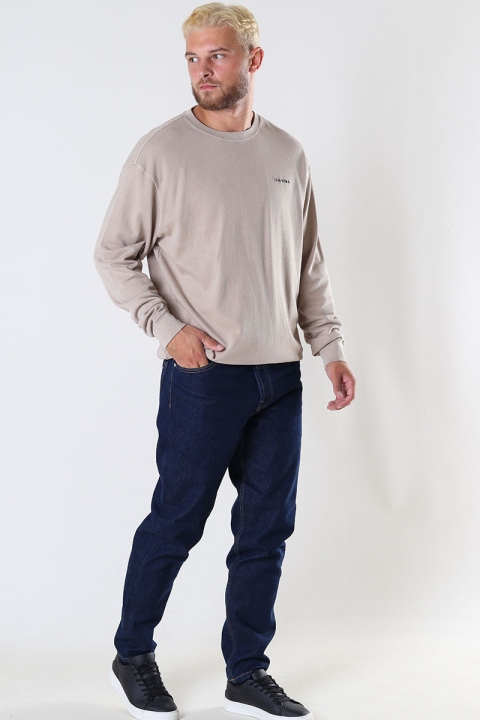 GABBA Bruce Boxy Sweat Cobblestone