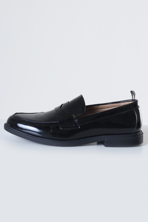 Liebhaveri Danny Loafers Black