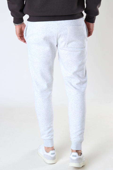 TJM SLIM FLEECE SWEATPANT Silver Grey Htr