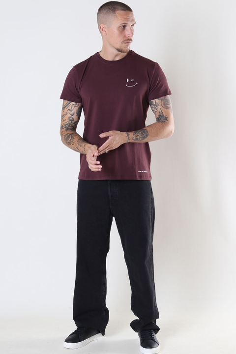 Clean Cut Copenhagen Patrick Organic Tee Dark Plum