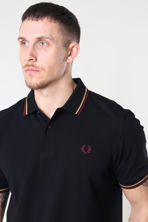 Fred Perry TWIN TIPPED FP SHIRT N04 BLK/1964GLD/AUBG