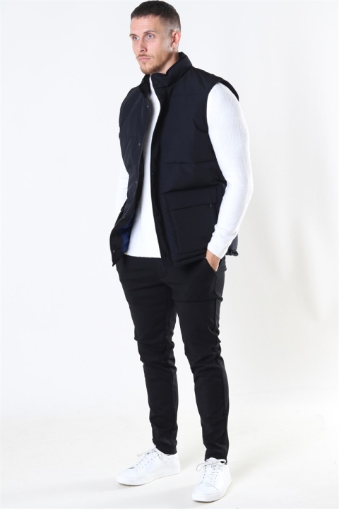 Kronstadt Carlo Vest Black