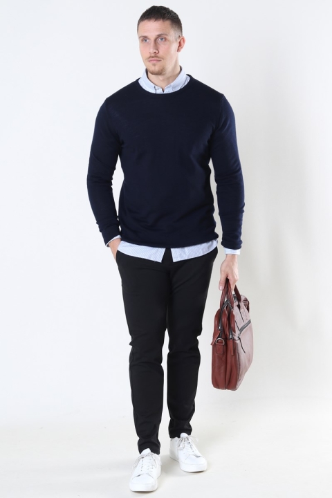 Clean Cut Copenhagen Merino Wool Crew Strikke Navy