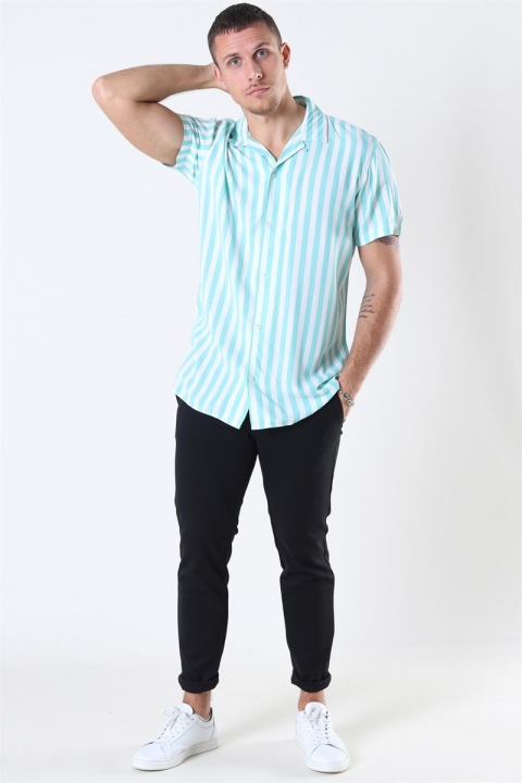 Jack and Jones Tyler Skjorte SS ORG Aqua Sky