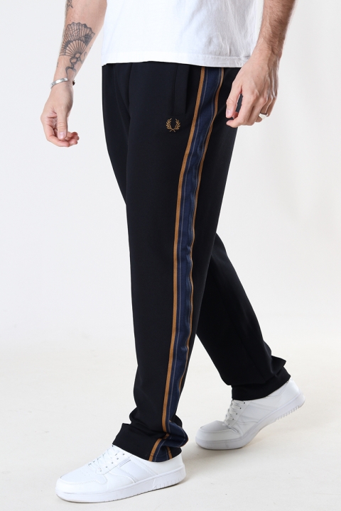 Fred Perry STRIPED TAPE TRK PANT 184 Black