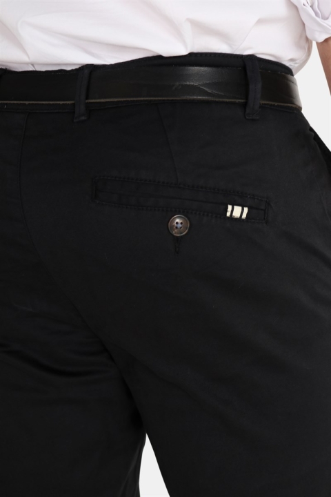 Solid Rockcliffe Shorts Black