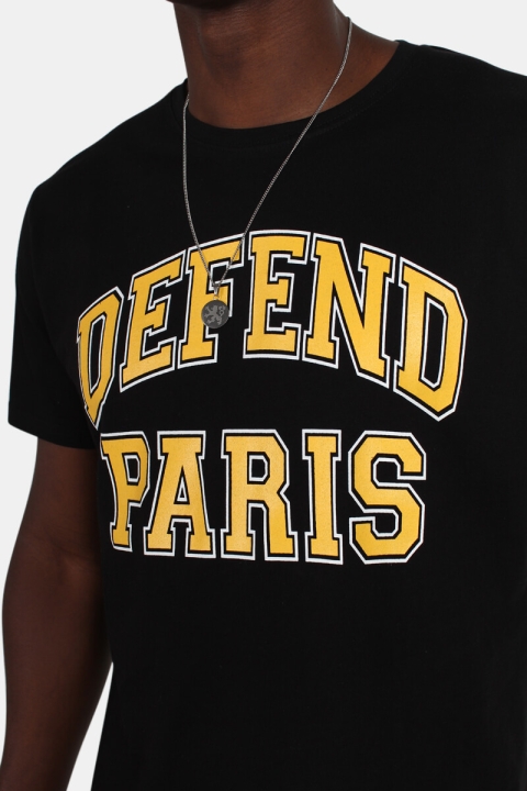 Defend Paris 92 Tees T-skjorte Black