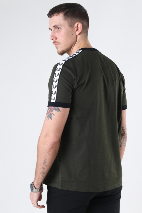 Fred Perry TAPED RINGER T-SHIRT 601 HUNTING GREEN