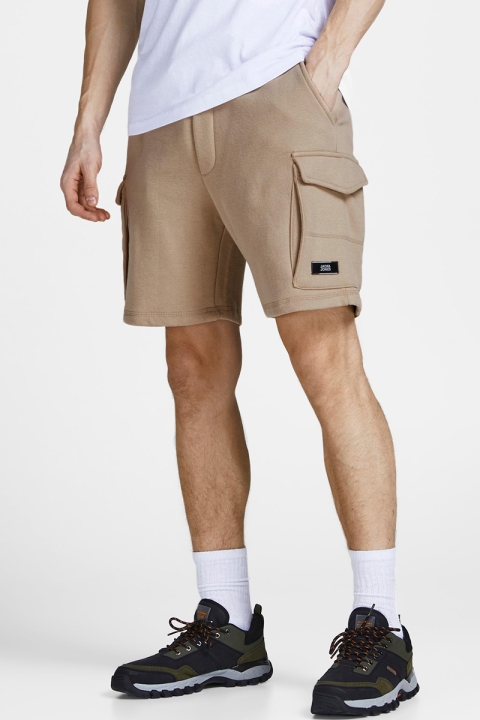 Jack & Jones JJICLASSIC SWEAT SHORTS VG SN Oxford Tan