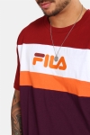 Fila Men Aaron SS T-skjorte Potent-Merlot-Bright-Wht-Harvest-Pumkin