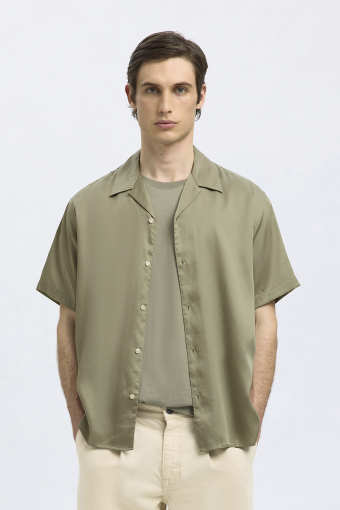 Charlie Satin SS Relaxed Fit Resort Shirt Vetiver